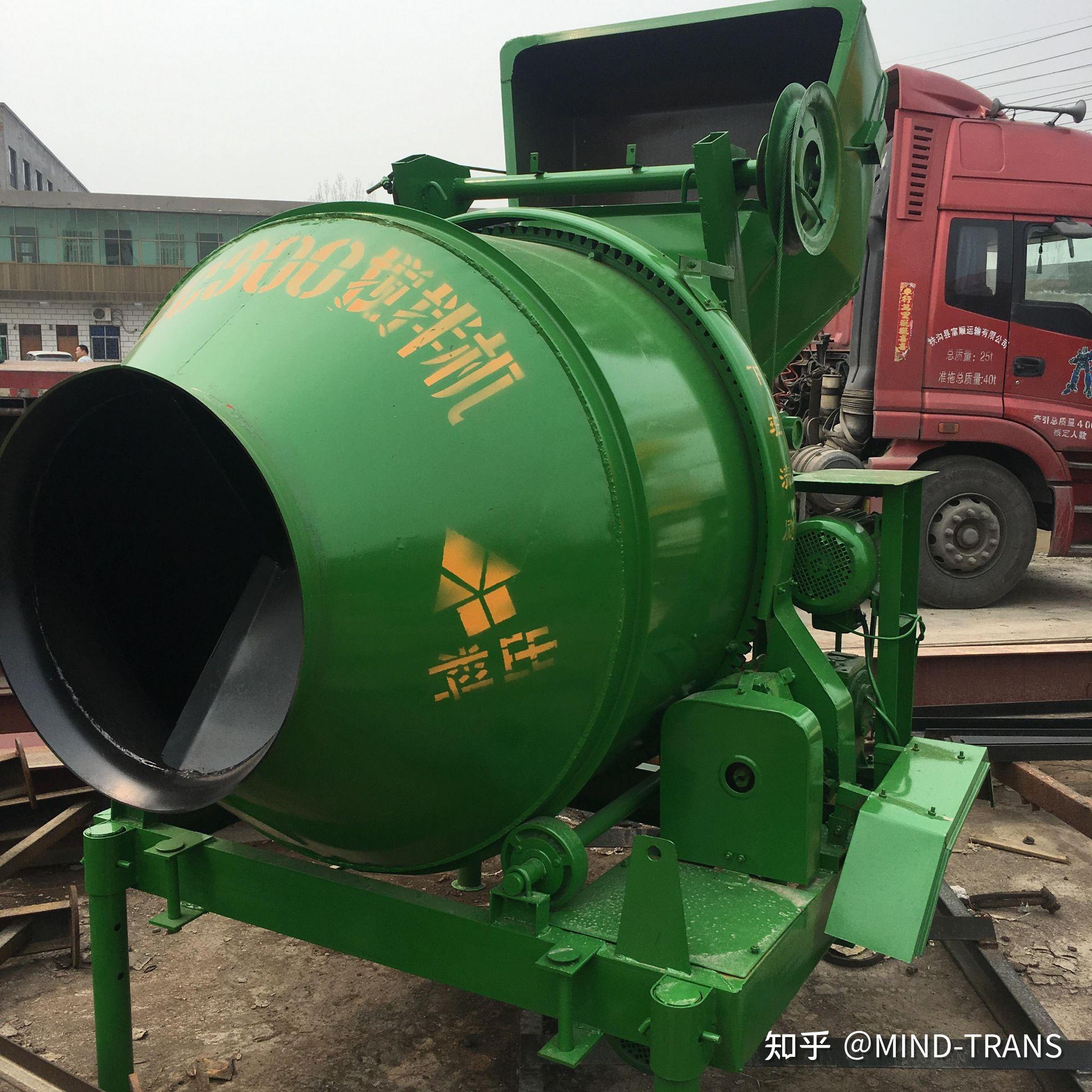 自落式混凝土攪拌機(jī)電機(jī)直連減速器可行性分析 摒棄皮帶的機(jī)械傳動(dòng)考量